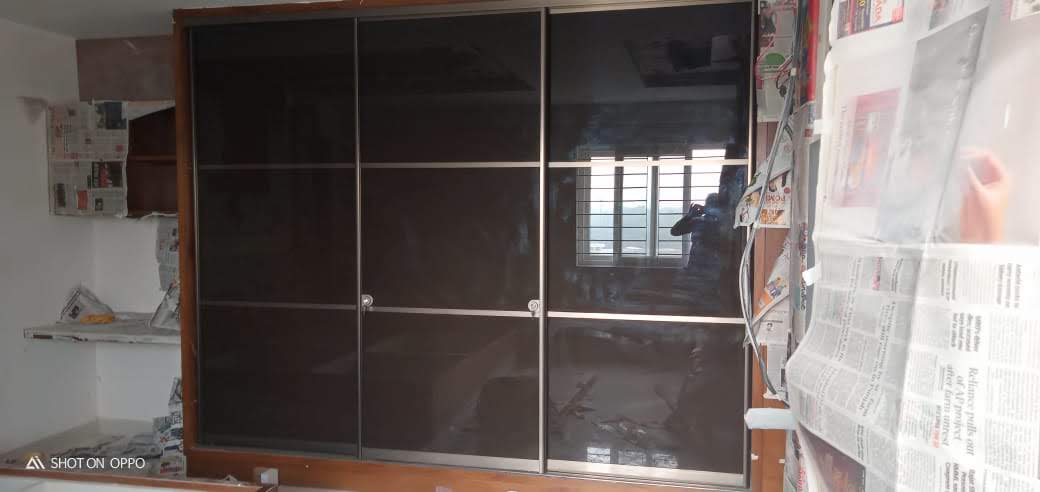 select-your-lacquer-glass-wardrobe-today-in-gurgaon-largest-manufacturing-brand-in-gurugram-gurgaon-india